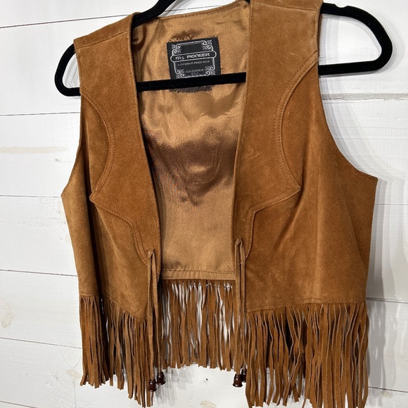 Vintage Ms Pioneer Leather Fringe Vest - Picture 1 of 3